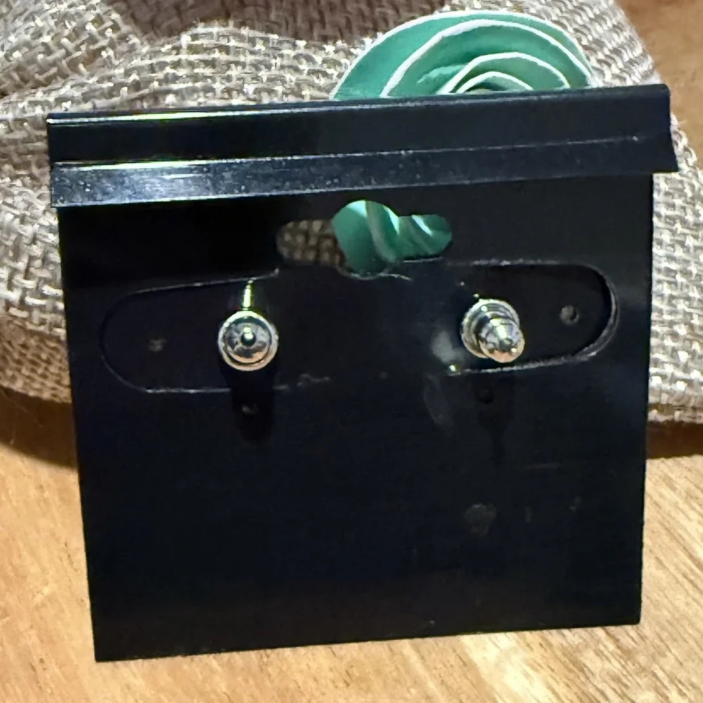N/A earrings unisex